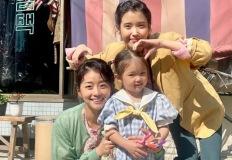 '폭싹 속았수다' 찍고 연기 그만두려고 공장다녔다는 여배우 정체 이미지