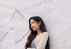 문가영의 감각적인 카디건 레이어드 룩, 일상 속 고급미 완성 이미지