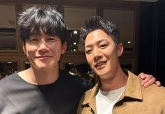 20년 전의 꼬마 챙겨준 형으로 인연 자랑한 스타 이미지