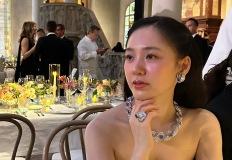 '강호동 여자친구'였다는 입간판 모델의 원조 女배우, 여전한 동안 미모, 블랙 드레스룩 이미지