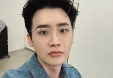 ♥아이유 바라기” 이종석, 3년째 열애 중 수줍음 폭발?! 이미지