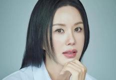 엄정화, 갑상선암 수술 후 8개월간 목소리 잃어… ‘연습으로 이겨낸 공포’ 이미지