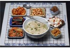 CNN이 분석한 한국에 김치만두가 있는 이유 이미지