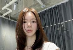 완벽한 내추럴 헤어, 이엘리야의 생머리 셀카 미모에 감탄 이미지