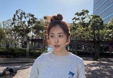 서동주, 회색 맨투맨 하나로 완성한 꾸안꾸 데일리룩 이미지