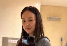 이효리.. 쌩얼에 니트만 입었는데…, 자연스런 아름다움! 이래서 레전드 이미지