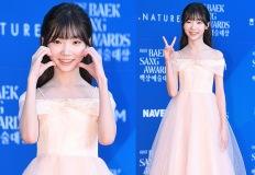 '폭싹' 애순이 왔어요! 부급장 잊은 러블리 '요정 미모' 핑크 오프숄더 드레스룩 이미지
