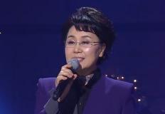 세 번의 결혼, 세 아들…심수봉이 첫째에게 전 재산을 주려는 이유 이미지