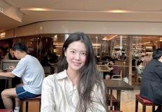 린넨 셔츠에 담긴 5월의 감성…민지아의 내추럴 데이룩 이미지