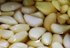 깐 마늘장아찌 이 방법이 최고! 아린맛없이 끝까지 맛있는 양념 비율 공개! 이미지