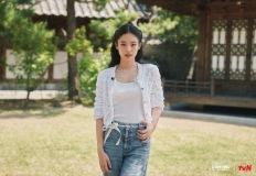 유퀴즈' 제니, 트위드 가디건 하나로 분위기 압도 이미지