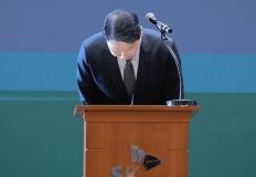 '유심 해킹 사태'에 고개 숙인 최태원 SK 회장…"고객 신뢰 회복 총력" 이미지