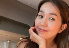 한국에서 엄청 인기 있었는데 "돈이랑 인맥 다 포기하고" 사랑을 선택한 아이돌 이미지