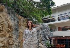 조윤희, 도트 셋업으로 오키나와 감성 완성 이미지