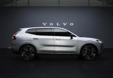 볼보 XC70 공개, XC60보다 큰 하이브리드 SUV 이미지
