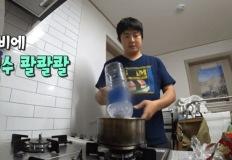 라면은 무조건 생수로 끓여야 하는 이유 이미지