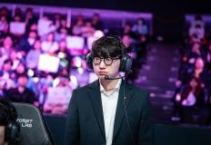 "상대 압박감에 위축, 유리했던 부분 살리지 못했다" 농심 박승진 감독 이미지