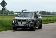 “기존 디자인 유지하며 진화” BMW 신형 X7 스파이샷 포착 이미지
