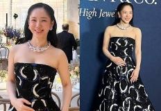 '강호동 여자친구'로 얼굴 알리더니… 50대에 다시 피어난 동안 미모, 여배우, 드레스룩 이미지