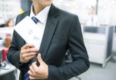 "팀장에게 이런 말 들으니 사표 쓸 수밖에 없었다" 이미지