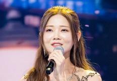 행사비 5만원 받고 8년 버텨 인생역전한 가수 이미지