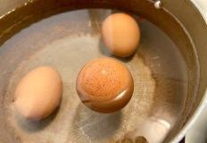 최고라는 아침 계란 "이렇게 삶으면 독보다 안 좋습니다" 이미지