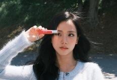 블랙핑크 지수, 화보야? 일상이야?” 립 하나로 완성한 여신미 이미지