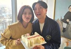 아무도 모르게 비밀 열애 즐겼던 톱스타 커플, 10년 뒤 깜짝 놀랄 관계 이미지