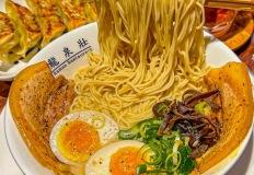 '원기회복' 제대로 할 수 있는 해운대 해수욕장 근처 맛집 TOP 5 이미지