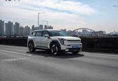 대형 전기 SUV 기아 EV9 vs. 볼보 EX90..과연 비교 평가 결과는? 이미지