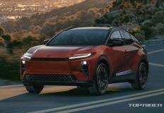 토요타 C-HR 공개, 300마력대 소형 전기 SUV 이미지