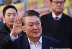 [강웅구 교수] 왜 죽은 권력자를 두려워할까? 이미지