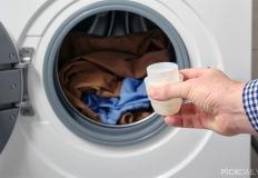 “수건이 점점 뻣뻣해진다면?”…섬유유연제 대신 이렇게 세탁하세요 이미지
