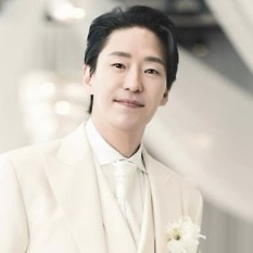 엄기준, 조금 늦은 결혼 소감 