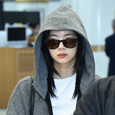 있지 리아, 화보같은 선글라스 미모 [포토엔HD]