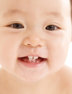 우리 아기 소중한 치아, 건강하게 관리하는 법 10