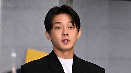 유아인, 12시간 조사 끝 사과 