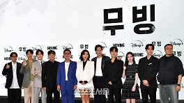 中 서비스 안되는데 …‘무빙’ 리뷰개수만 4만 여 육박, 끝나지 않는 콘텐츠 도둑질