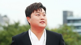'뺑소니 의혹' 김호중, 변호인에 조남관 전 검찰총장 대행 선임