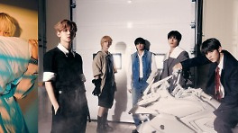 BTS 진·TXT, 日 레코드협회 '플래티넘' 인증