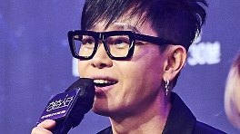 이승환, 1231만 원 기부 이어 집회 무대도 오르나