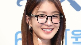 '살롱드홈즈' 이시영 