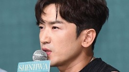 신화 이민우, 26억 사기 피해 극복→♥결혼·예비신부 공개 발표…팬도 '깜짝'