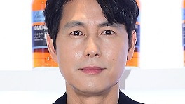 '혼인신고' 정우성, 문가비 아닌 일반인 연인 택했다…소속사 