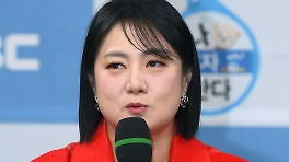 '방송 올스톱' 박나래, 구독자 34만 유튜브 '나래식'도 멈춘다