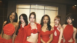 캣츠아이, 美 빌보드 연말 결산 차트도 뚫었다!