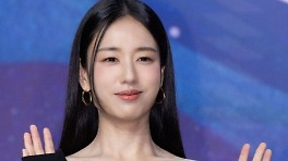 안은진, 시위대에 포위됐다…상상도 못한 위기 봉착 ('키스는 괜히 해서!')