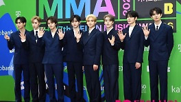 박나래·키 대거 하차한 '놀토', 경사 맞았다…'초대형 신인' 알파드라이브원 출연