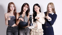 지하 탈출! 3년만 '사옥' 일군 괴물 신인..키오프 