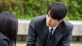 대형 로펌 사표 던진 이솜, 유연석에게 갈까?('신이랑 법률사무소')